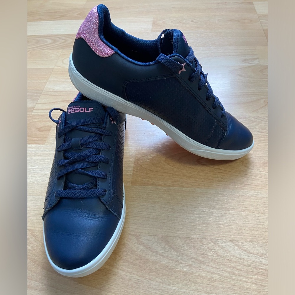 Sketchers GOGOLF girls size 6.5 shoes